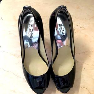 Michael Kors Patent Black Leather Peep Toe Pumps